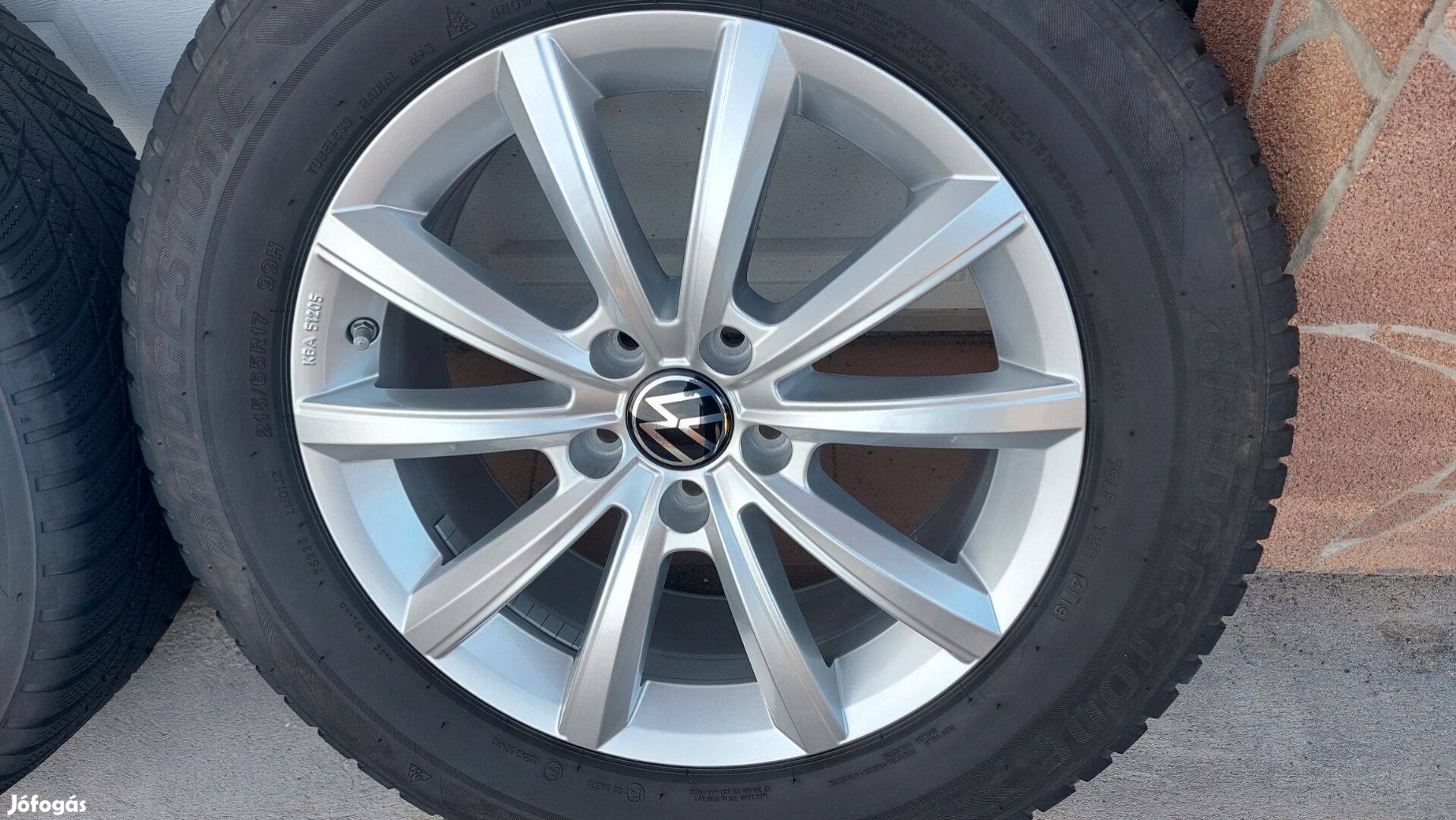 Gyári, VW Tiguán II. 5NA /Merano/17" alufelni 5x112 téli gumikkal sss