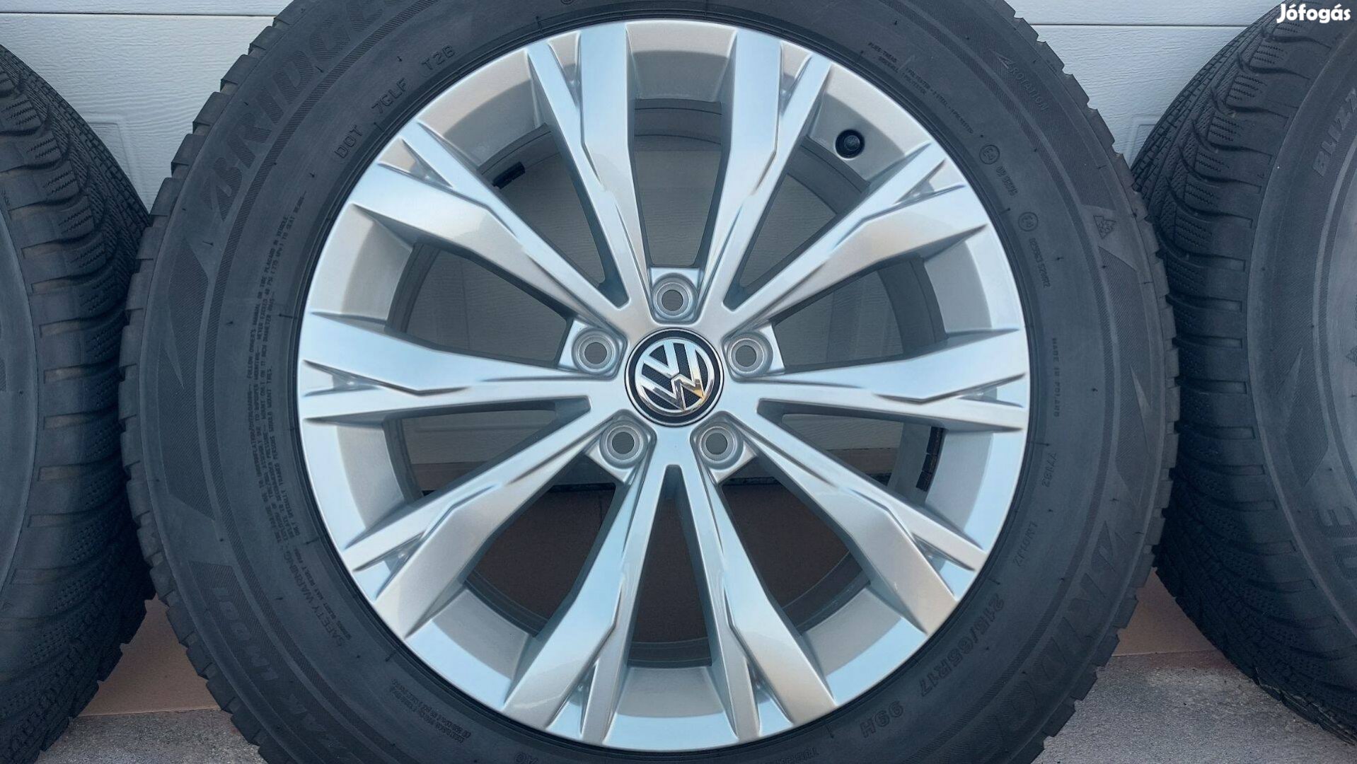 Gyári, VW Tiguán II. 5NA /Montana/17" alufelni 5x112 téli gumikkal mmm