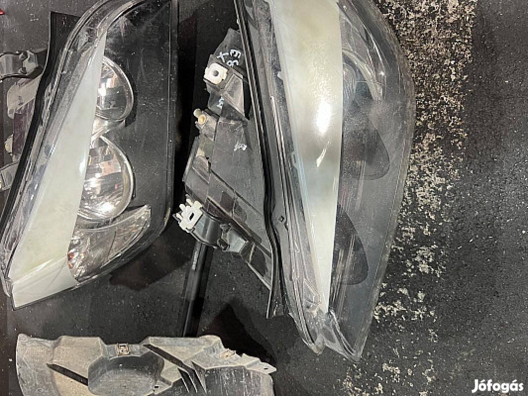 Gyári!, Bmw X1 E84 fényszóró pár