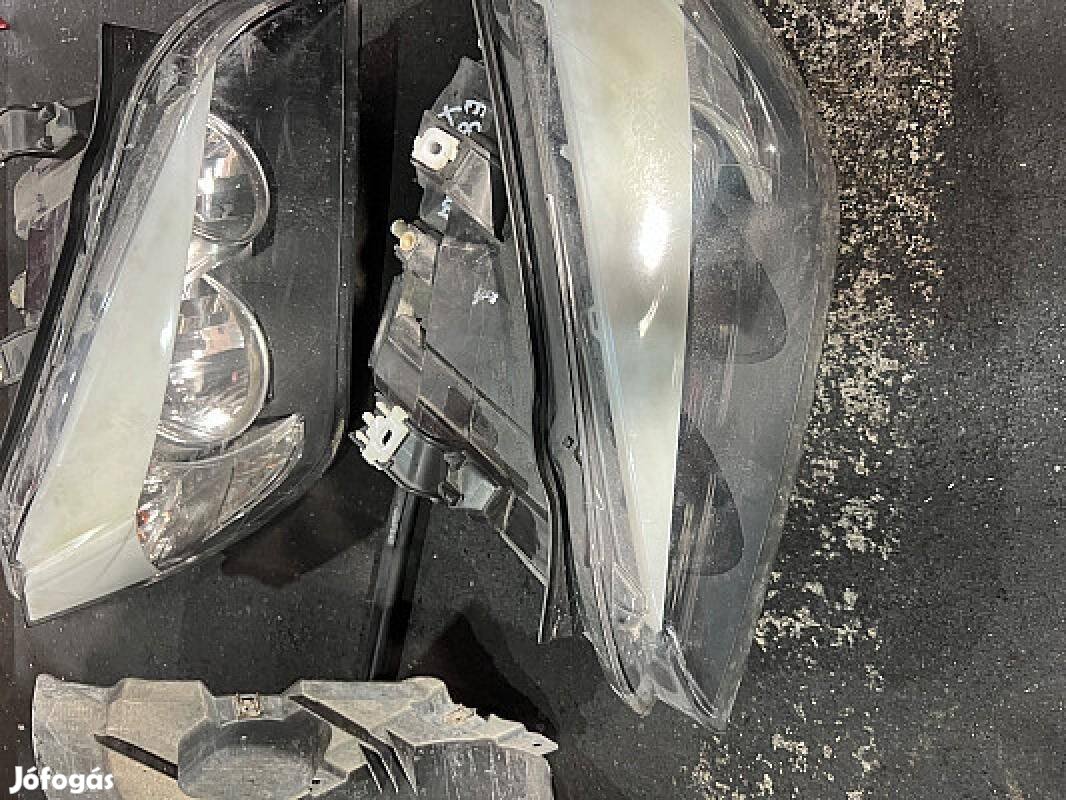Gyári!, Bmw X1 E84 fényszóró pár