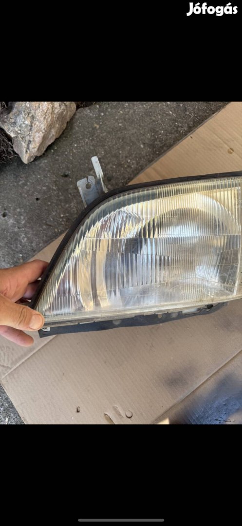 Gyári ! Bontott fényszóró Toyota Dyna 