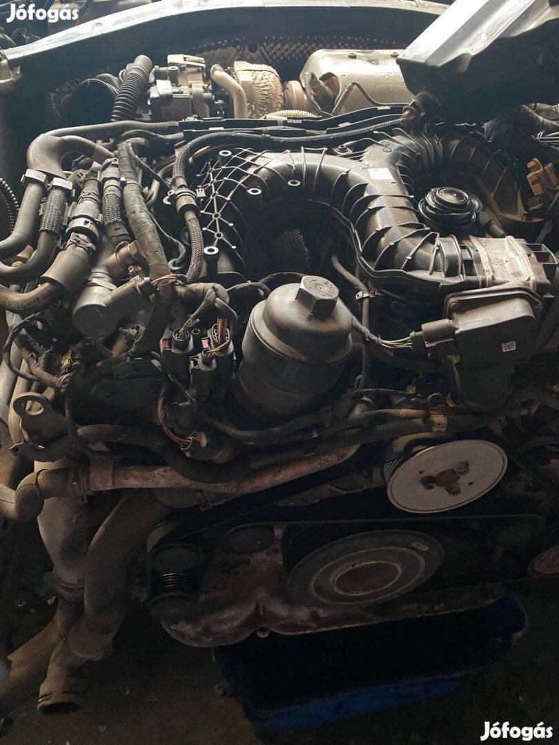 Gyári, eladó Audi Czv motor 3.0tdi