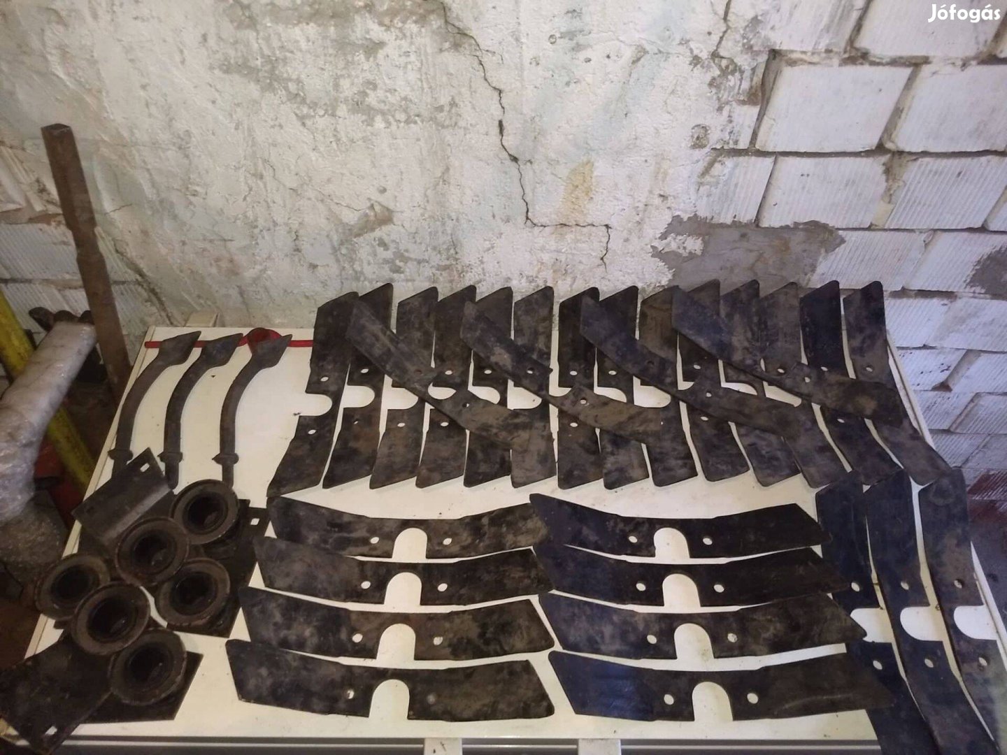 Gyári állapotú borona tartozékok