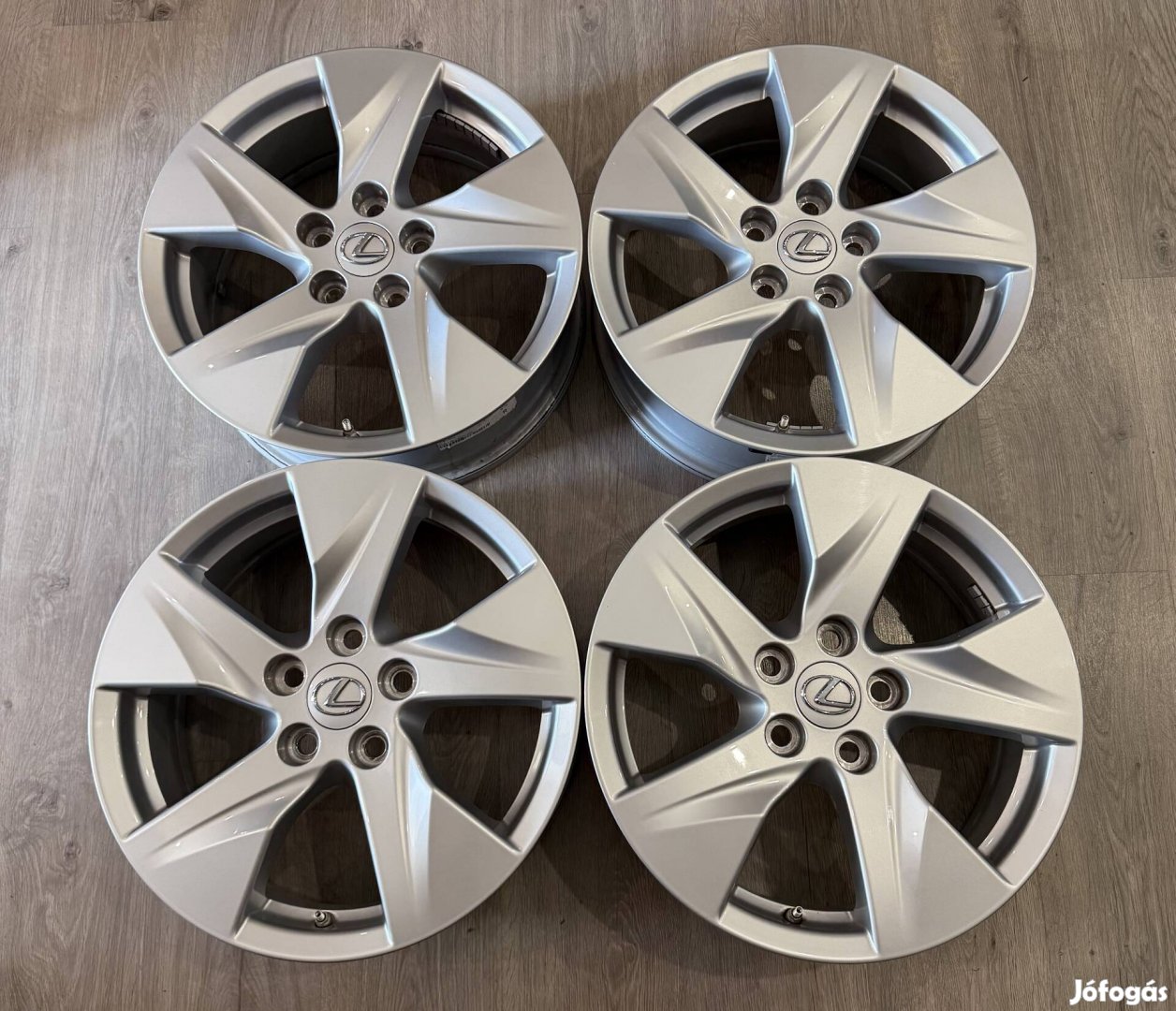 Gyári alufelni Lexus UX 17x7,5