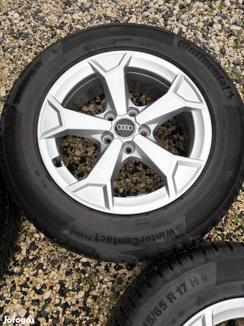 Gyari audi Q3 6,5x17 et38 5x112 alufelni 215/65 teligumival