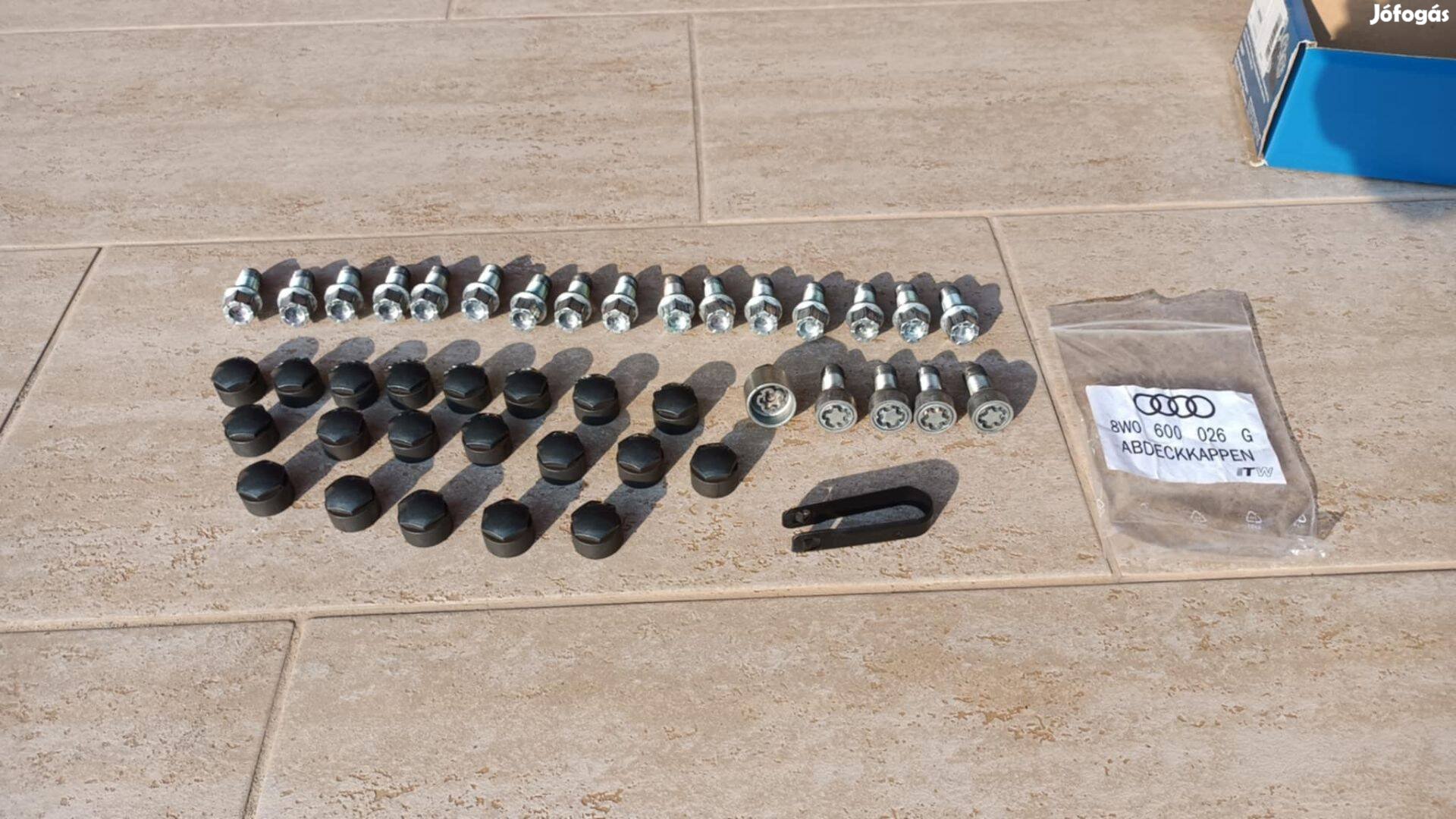 Gyári audi kerékőr szett