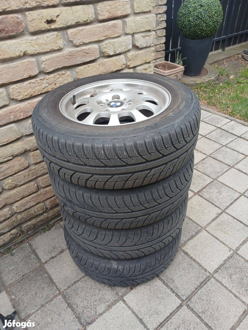 Gyári bmw alufelni gumival a 4db 50000ft jó állapotban