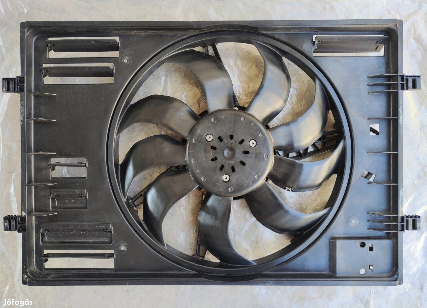 Gyári hűtő ventilátor Phev cuk vw golf 7 skoda 5q0121203db