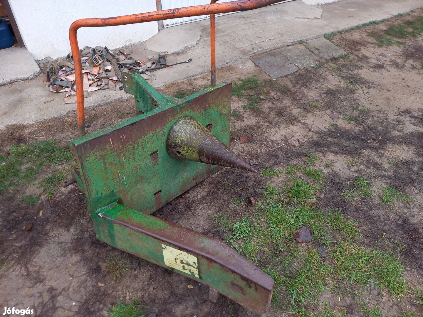 Gyári kúpos hasító / rönkhasító