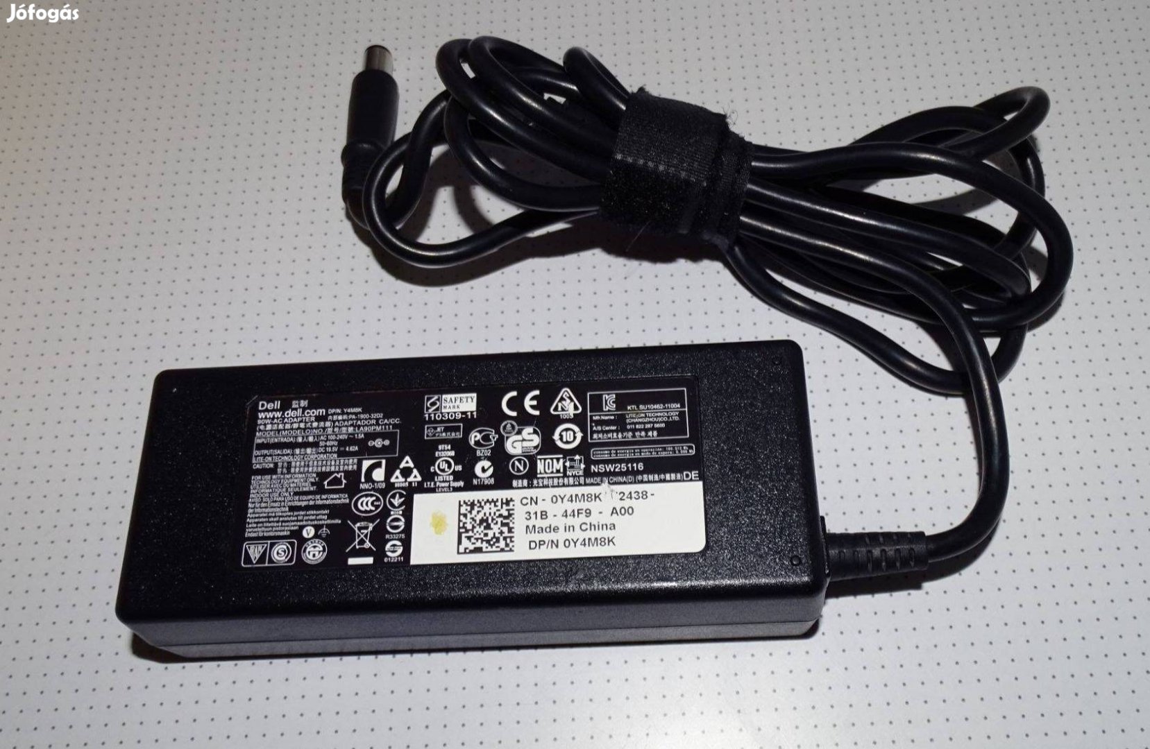 Gyári laptop töltő