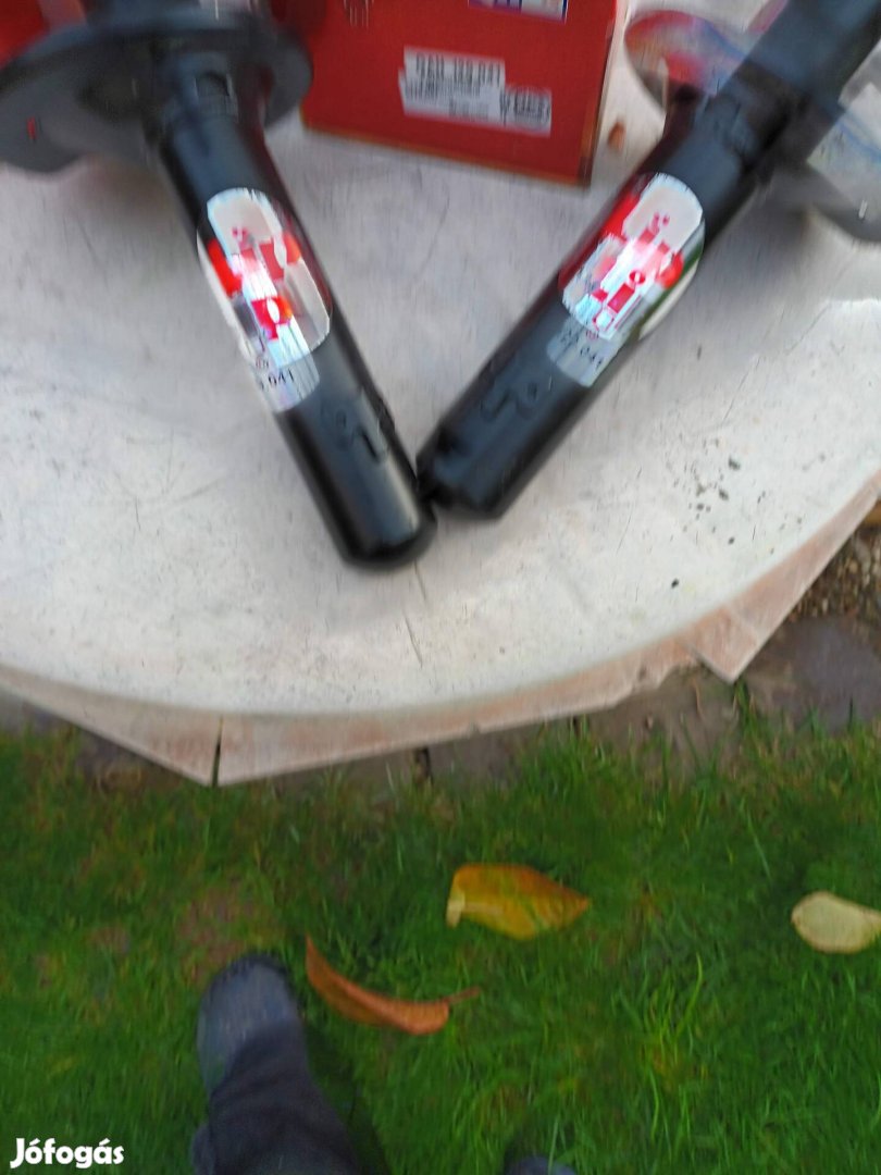 Gyári új első teleszkóp