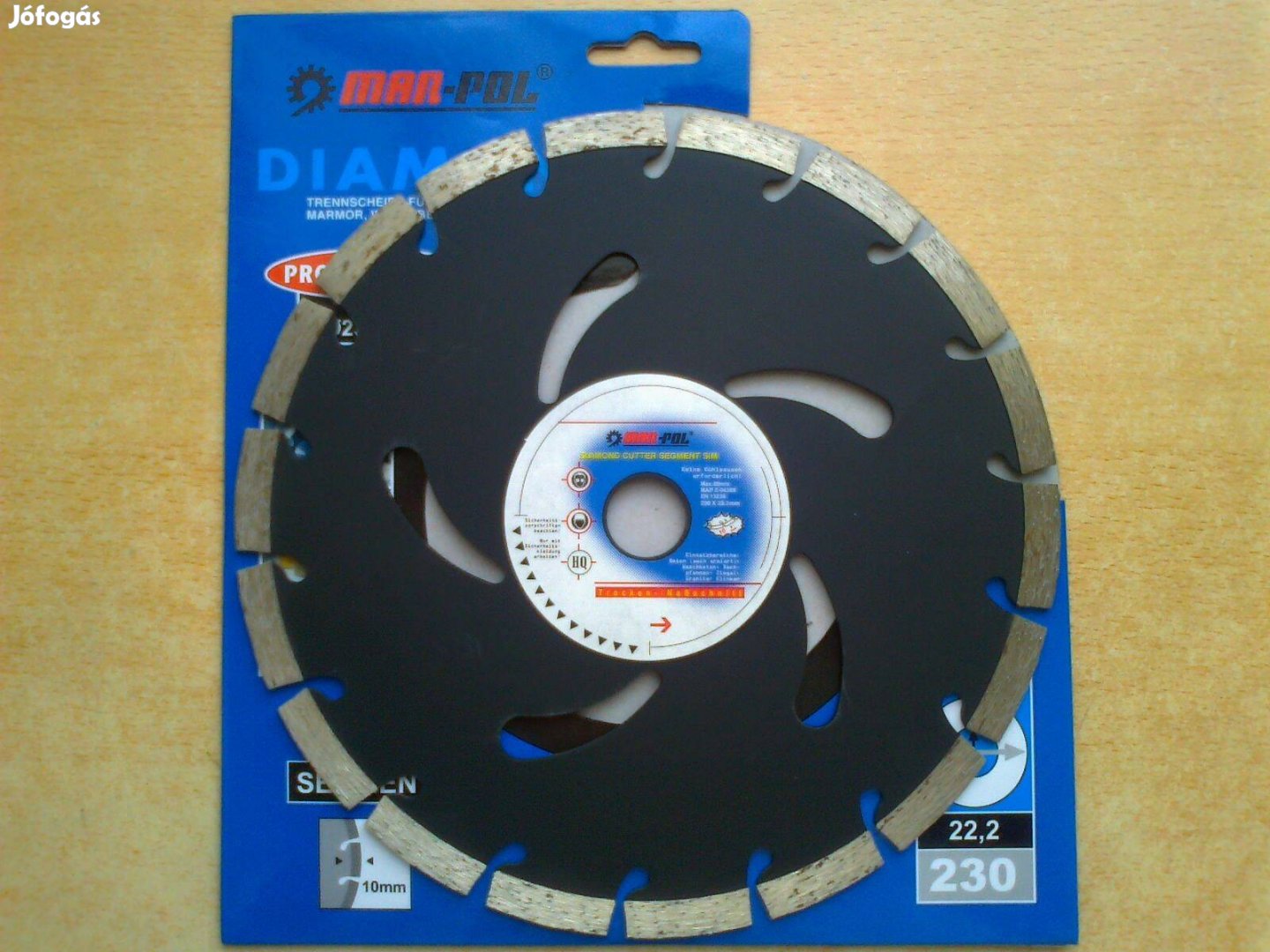 Gyémántkorong 230-as átmérővel szegmenses vágókorong