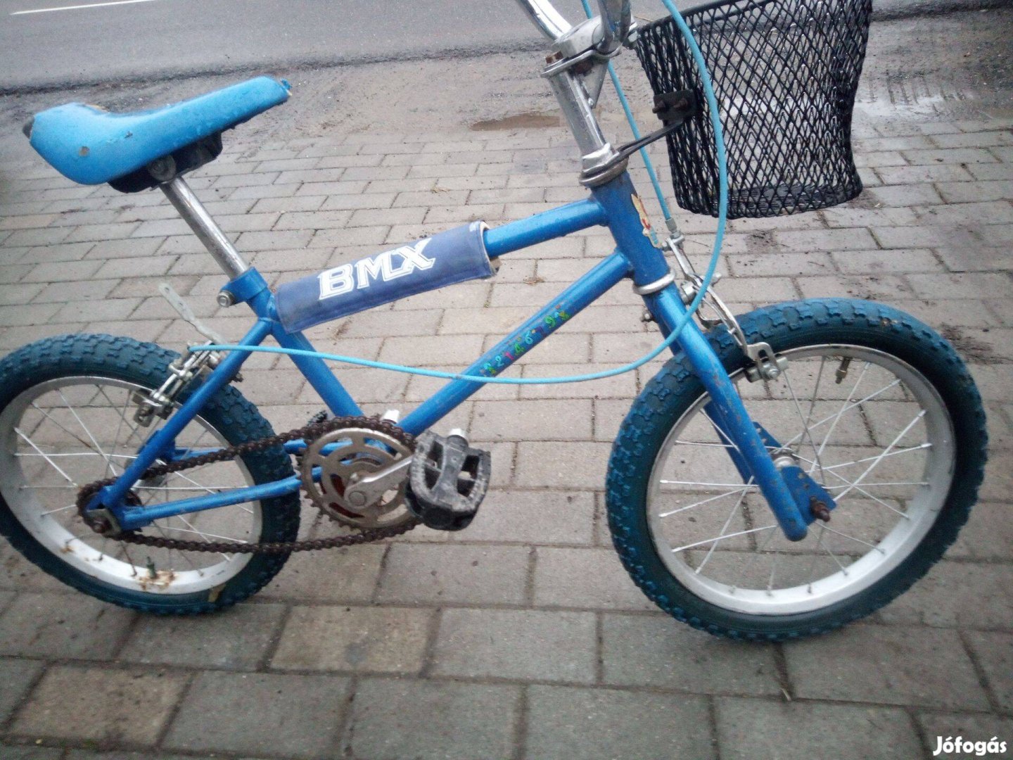 Gyerek BMX 16 kerékkel