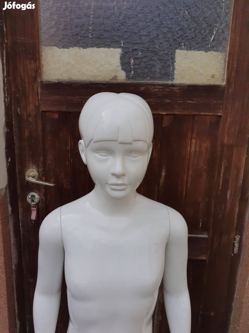 Gyerek Kirakati baba lakkfehér 1 db van csak! 140 cm