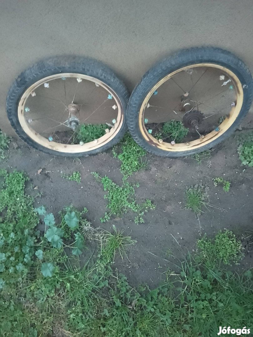Gyerek bicikli első hátsó kerék eladó 16-os