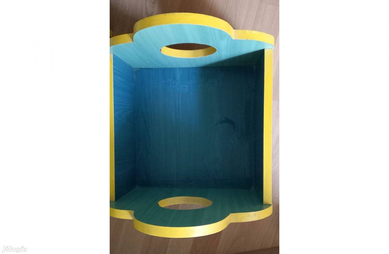 Gyerek fa tároló doboz szekrénnyel együtt 34x38x43