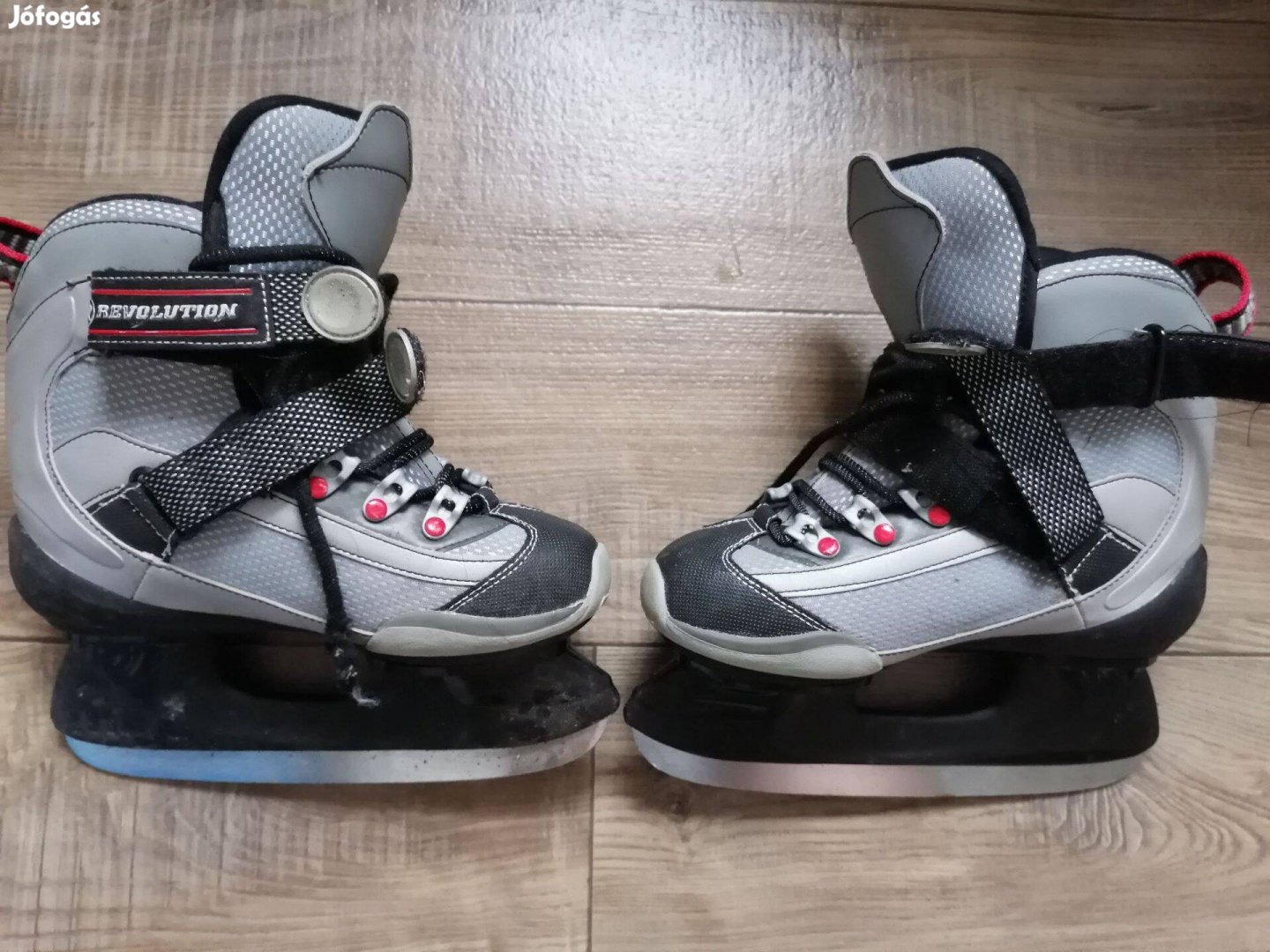 Gyerek használt jégkorcsolyák 32-33-35