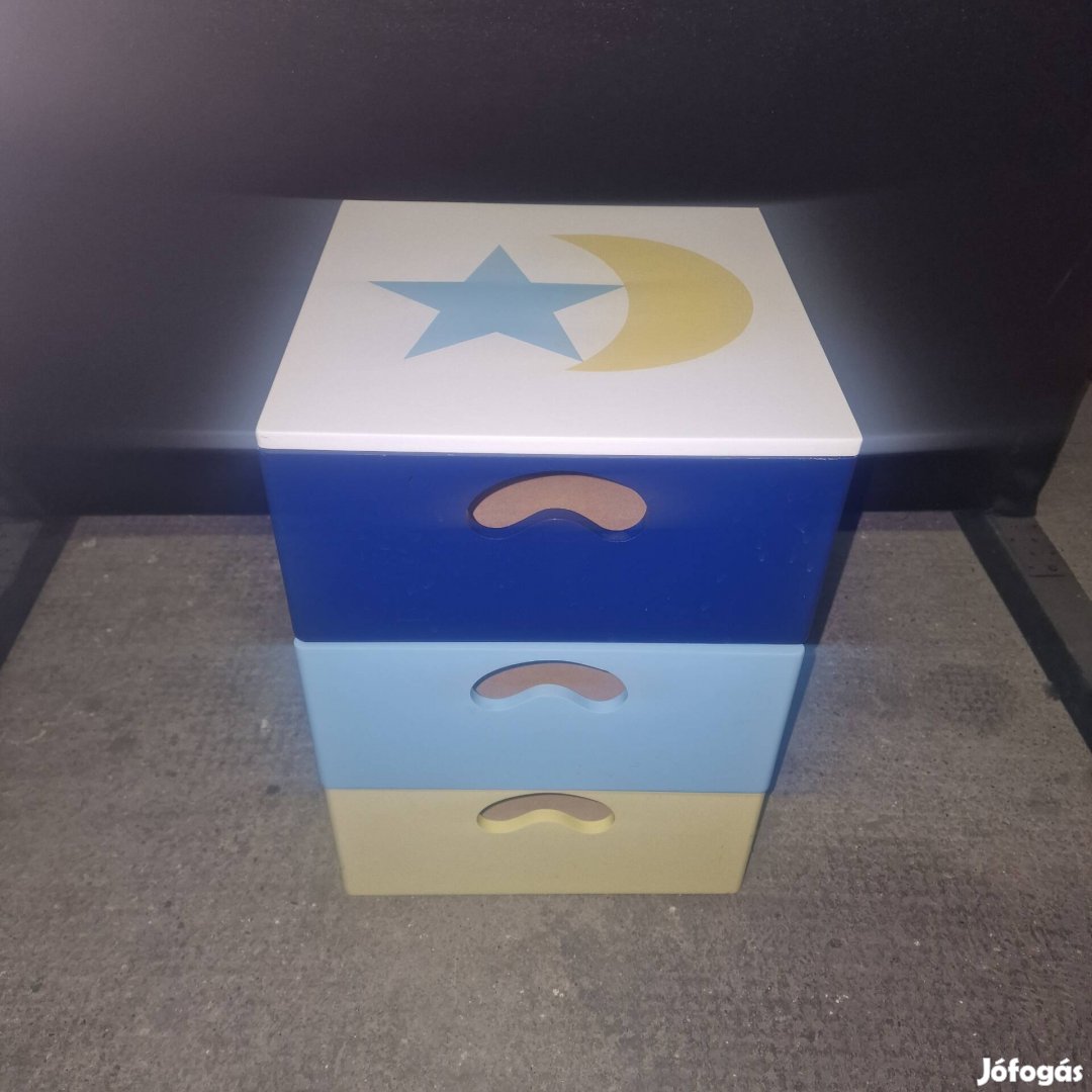 Gyerek komód,éjjeliszekrény.Újszerű állapotban.