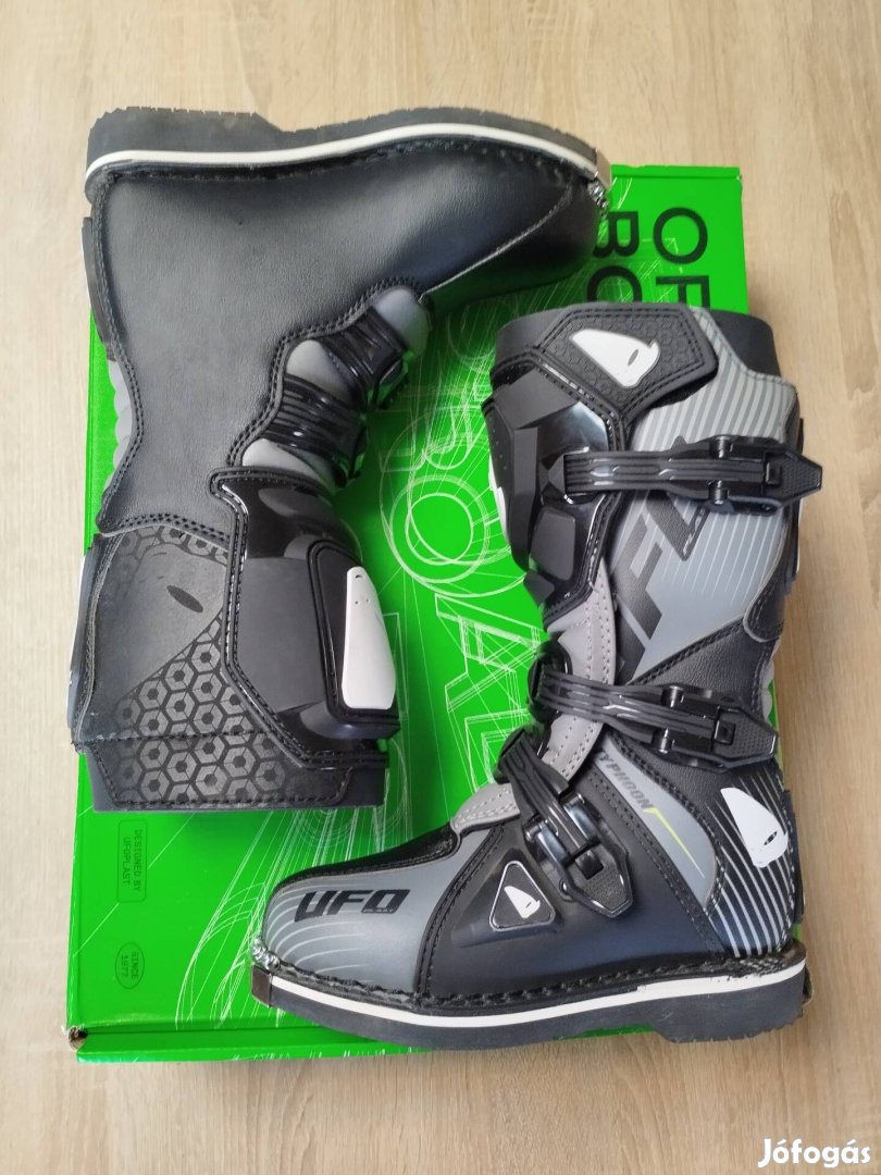 Gyerek krossz csizma (34 ) új 