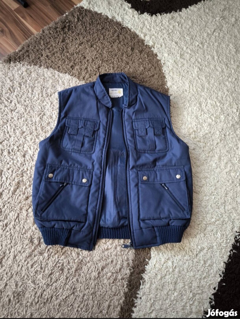 Gyerek mellény 152-es méret.