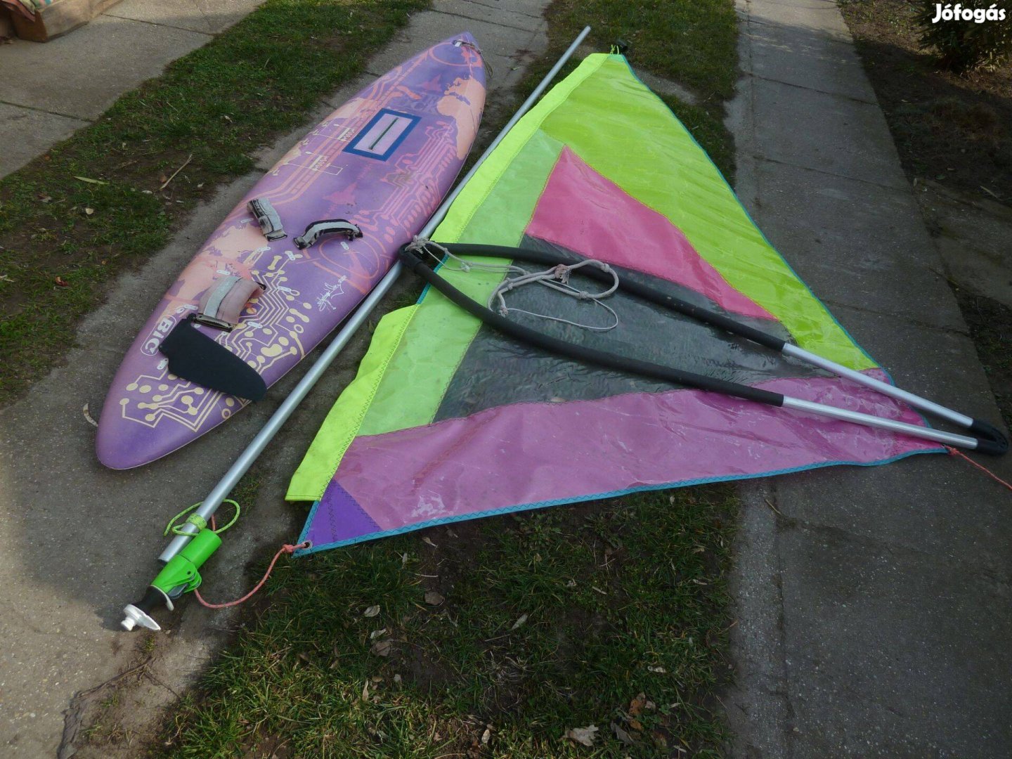 Gyerek surf szörf gyerek riggel eladó . Bic beton kemény