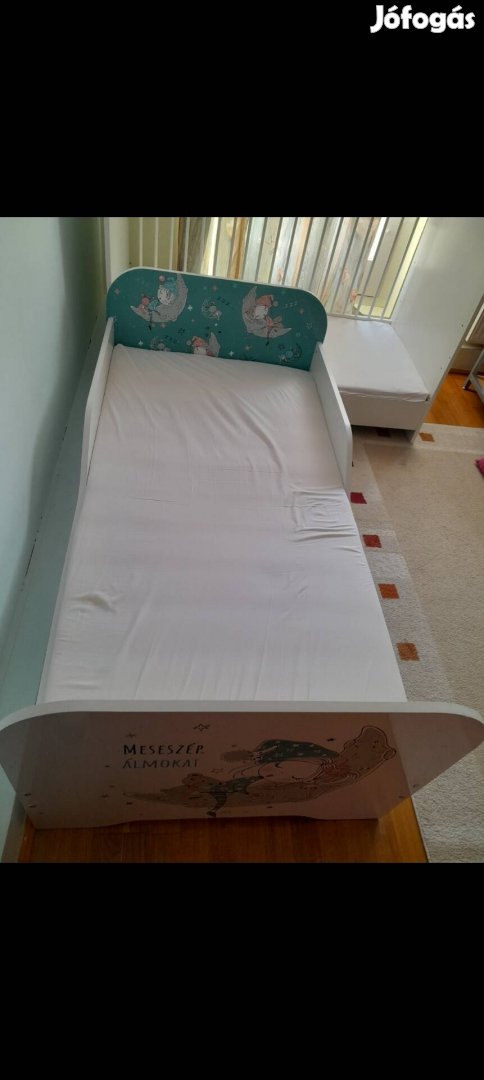 Gyerekágy ágyneműtartóval