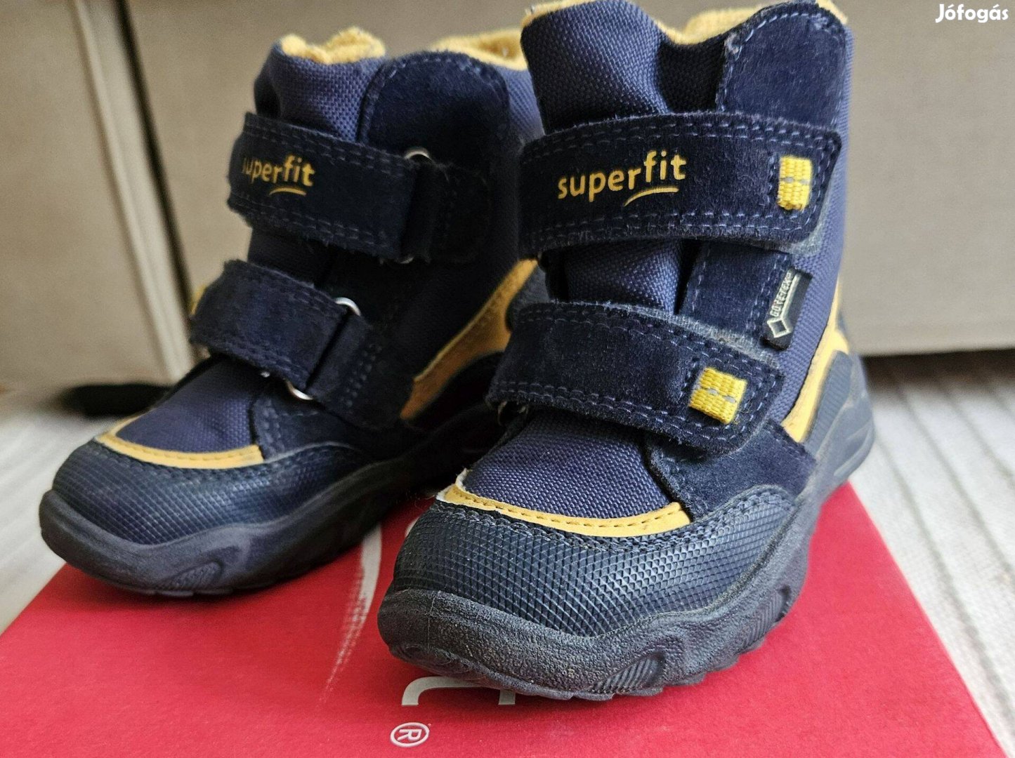 Gyerekbakancs 23-as Goretex Superfit