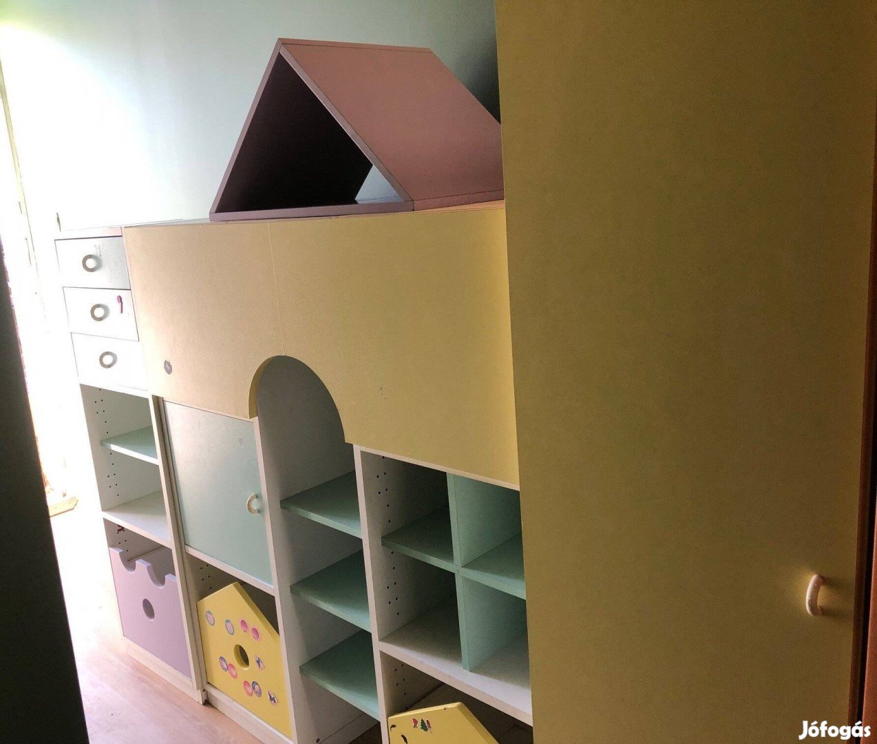 Gyerekbútor eladó