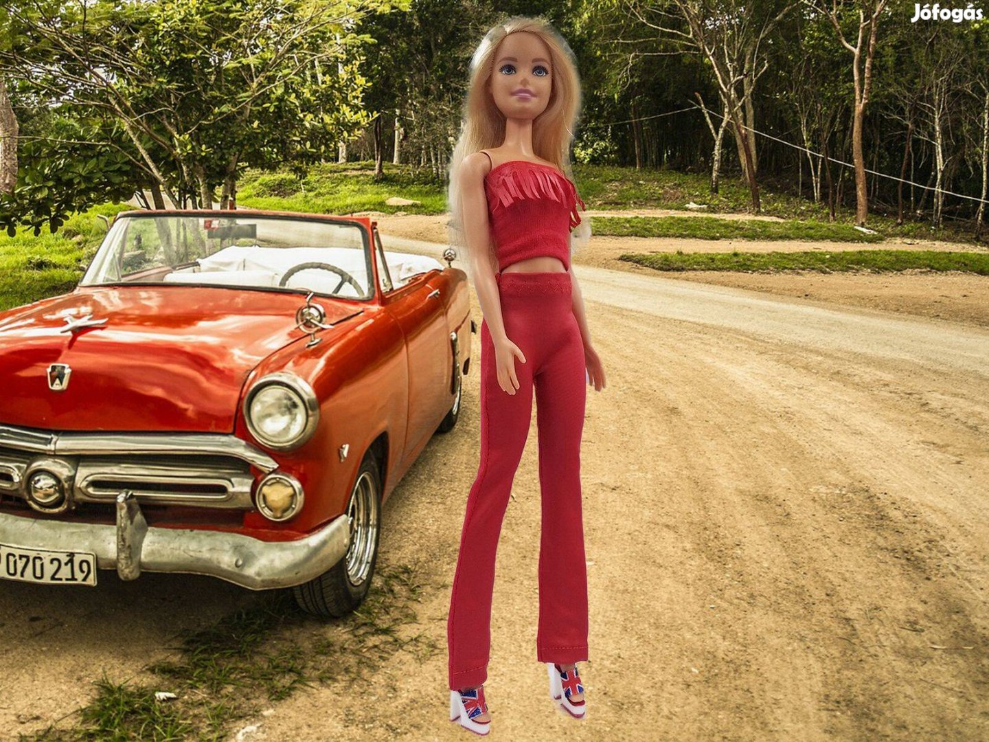 Gyereknap Piros, rojtos szett műbőrrel barbie babákhoz, új, GLS 1290Ft