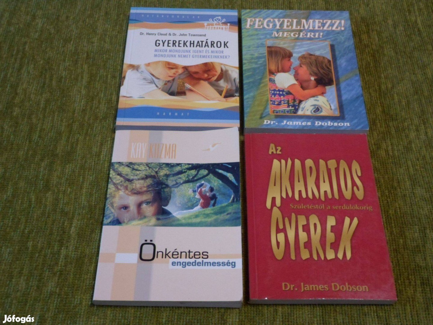 Gyereknevelés könyvcsomag négy könyvből összeállítva: