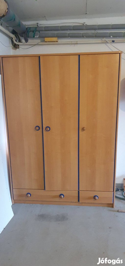 Gyerekszekrény Vácon
