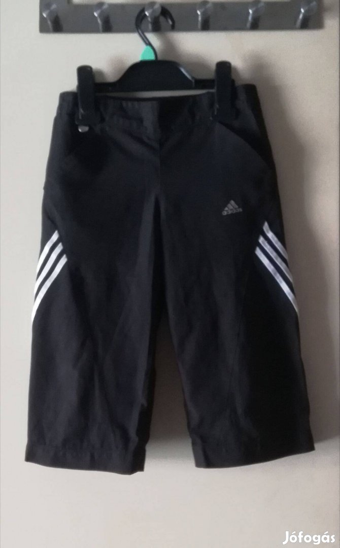 Gyermek Adidas nadrág,szinte új!/66