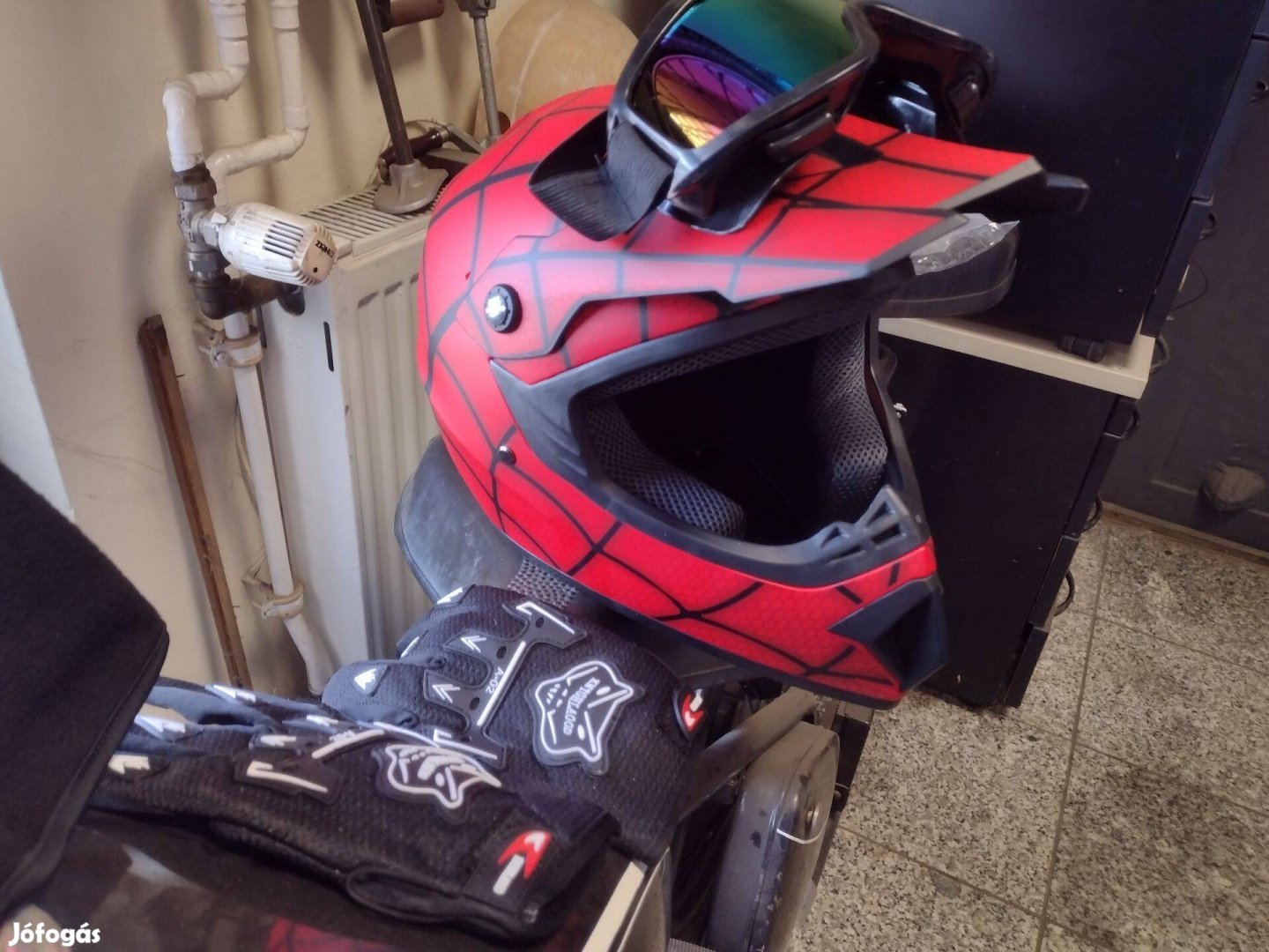 Gyermek Bukósisak Cross+Terepjáró Spiderman