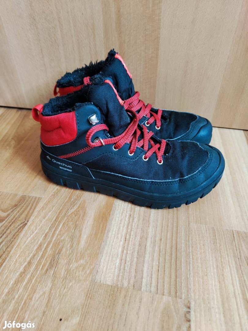 Gyermek Quechua Decathlon bélelt cipő 36,5 méret