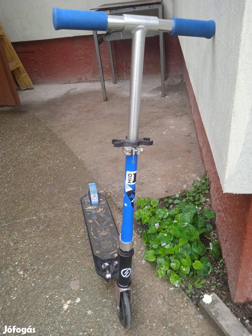 Gyermek fiú roller