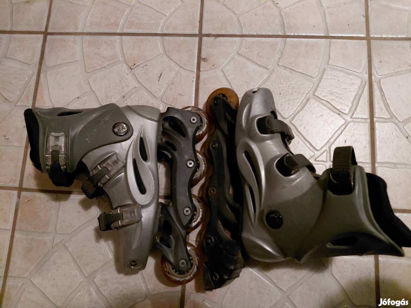 Gyermek görkorcsolya eladó