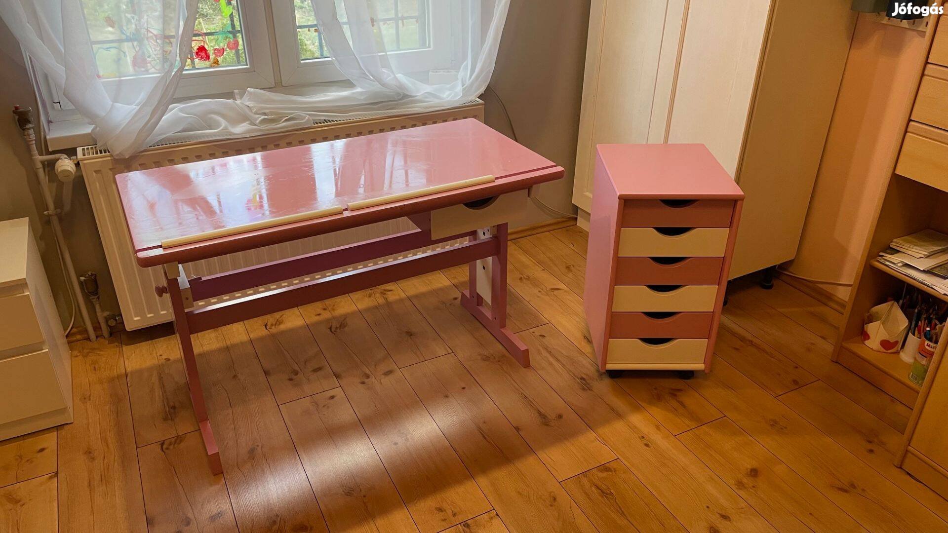 Gyermek íróasztal és szekrény