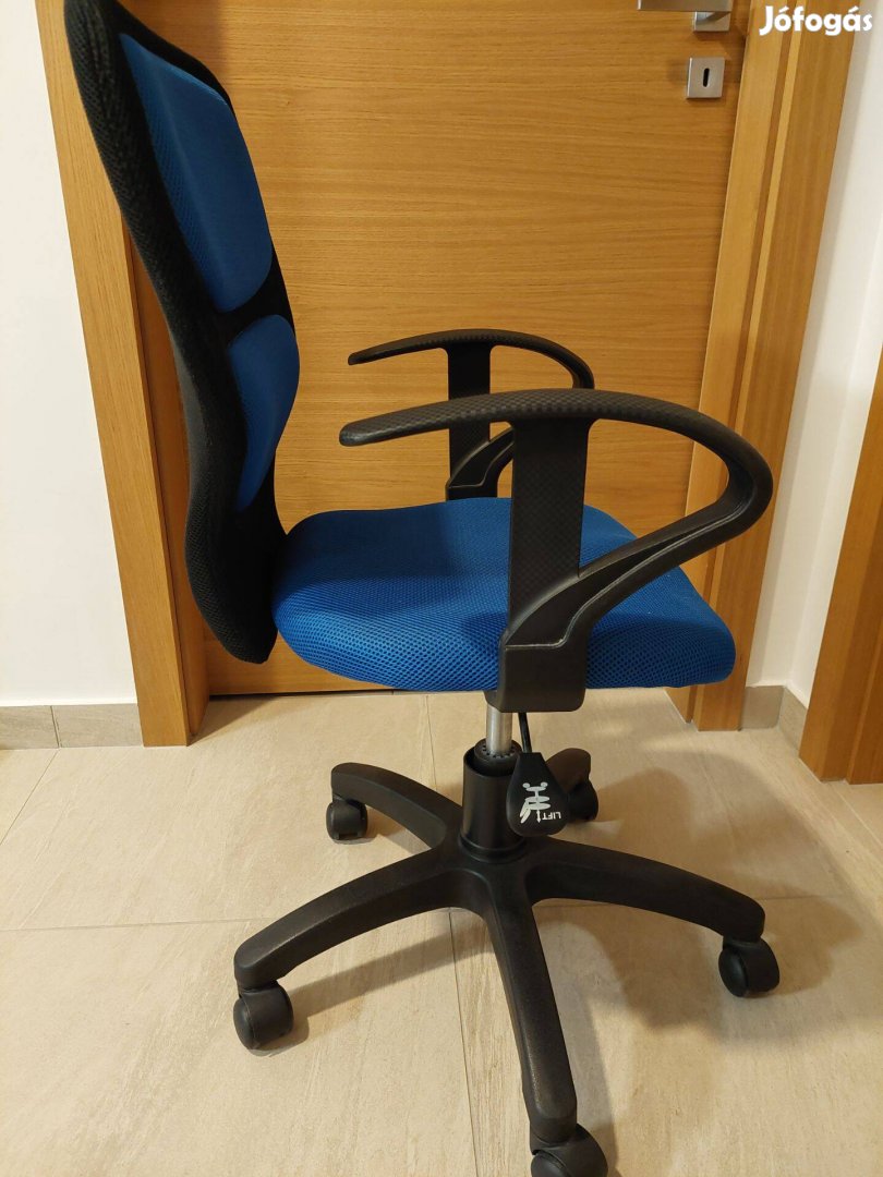 Gyermek iroasztali forgószék