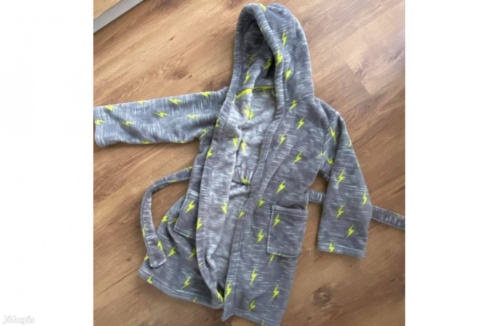 Gyermek köntös, fürdőköpeny 7-8 évesre