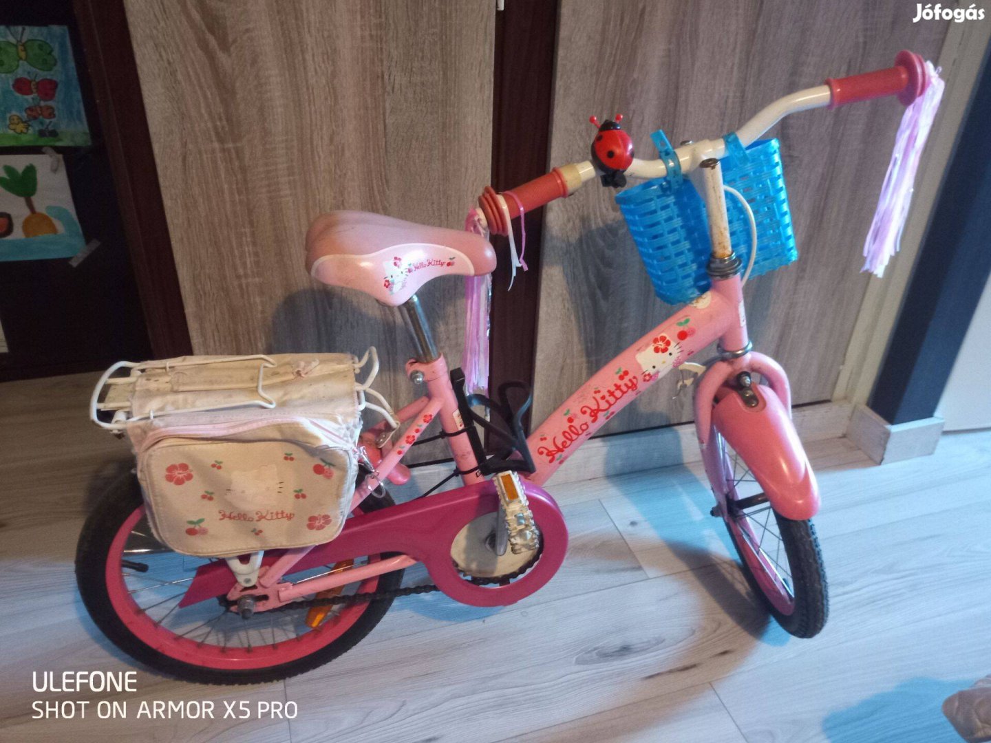 Gyermek lány 16-os kerékpár, bicikli (Hello Kitty)