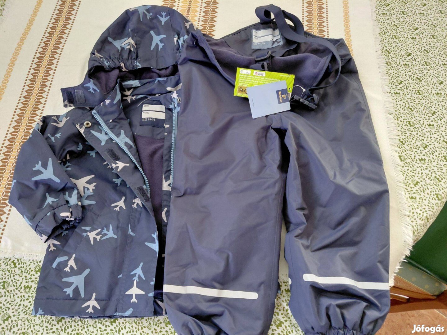 Gyermek ruha bélelt, két részes vízlepergetős