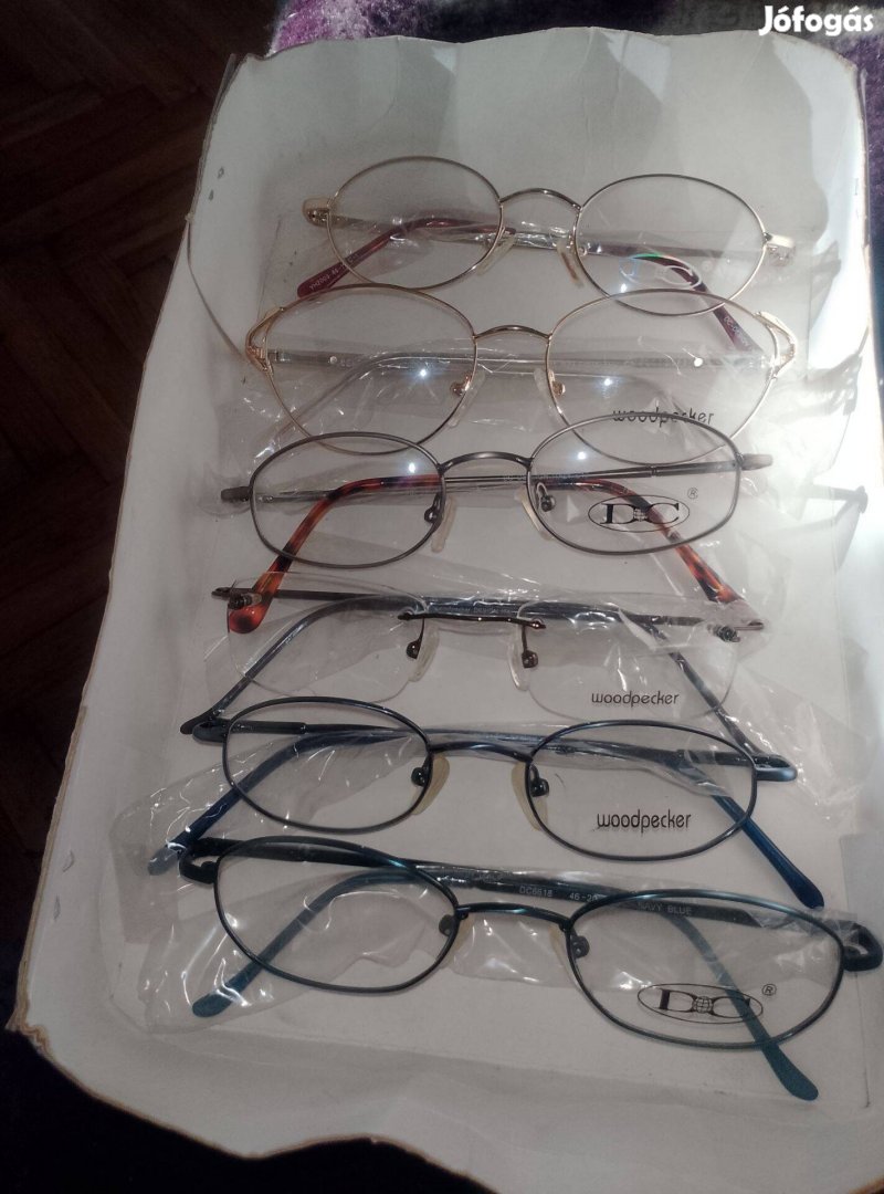 Gyermek új olasz szemüveg keretek 15db eladó