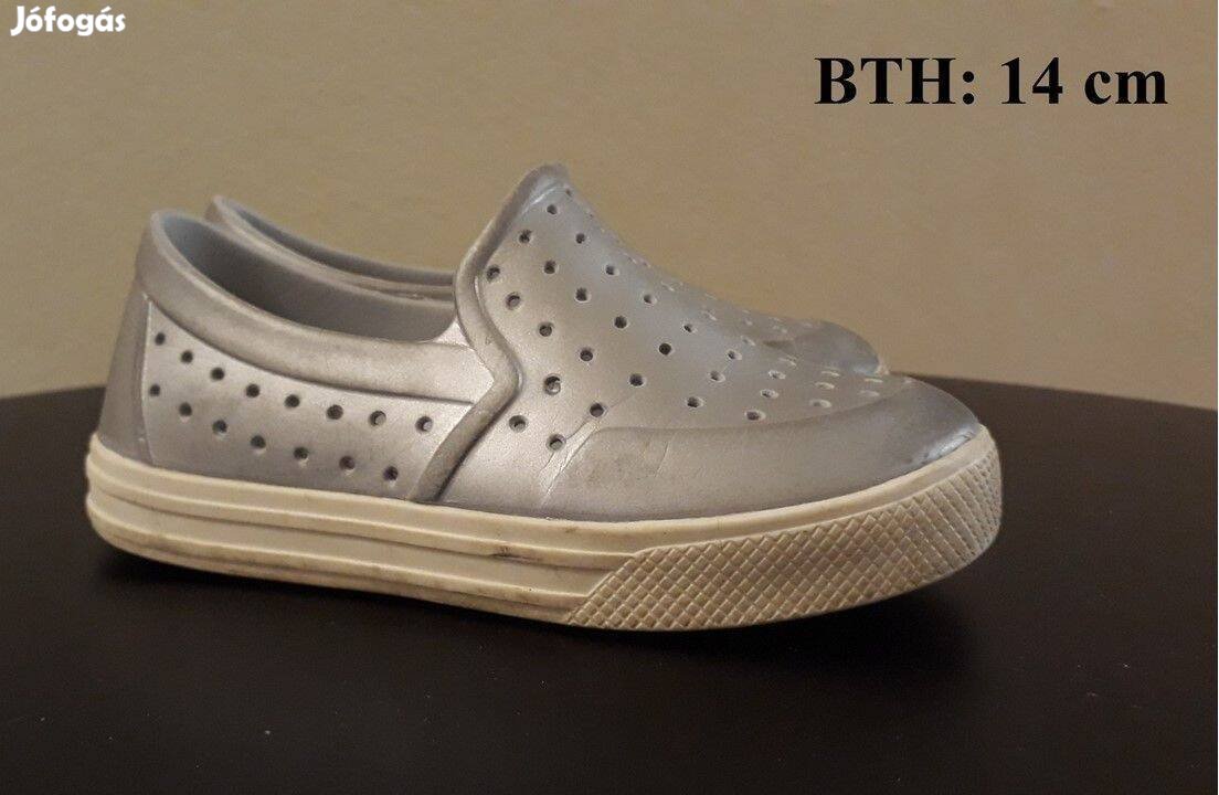 Gyermekcipő GAP, BTH 14 cm, EU 24-es