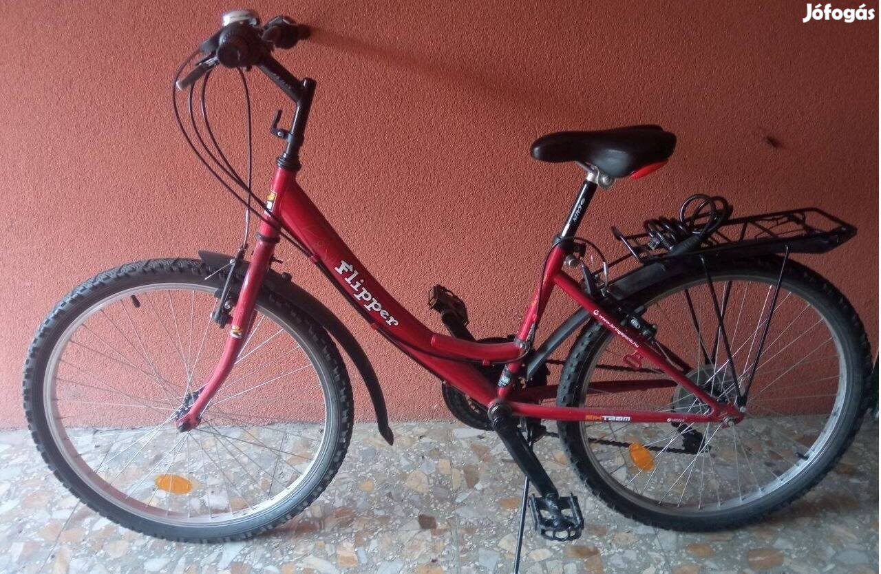 Gyermekkerékpár 24" piros