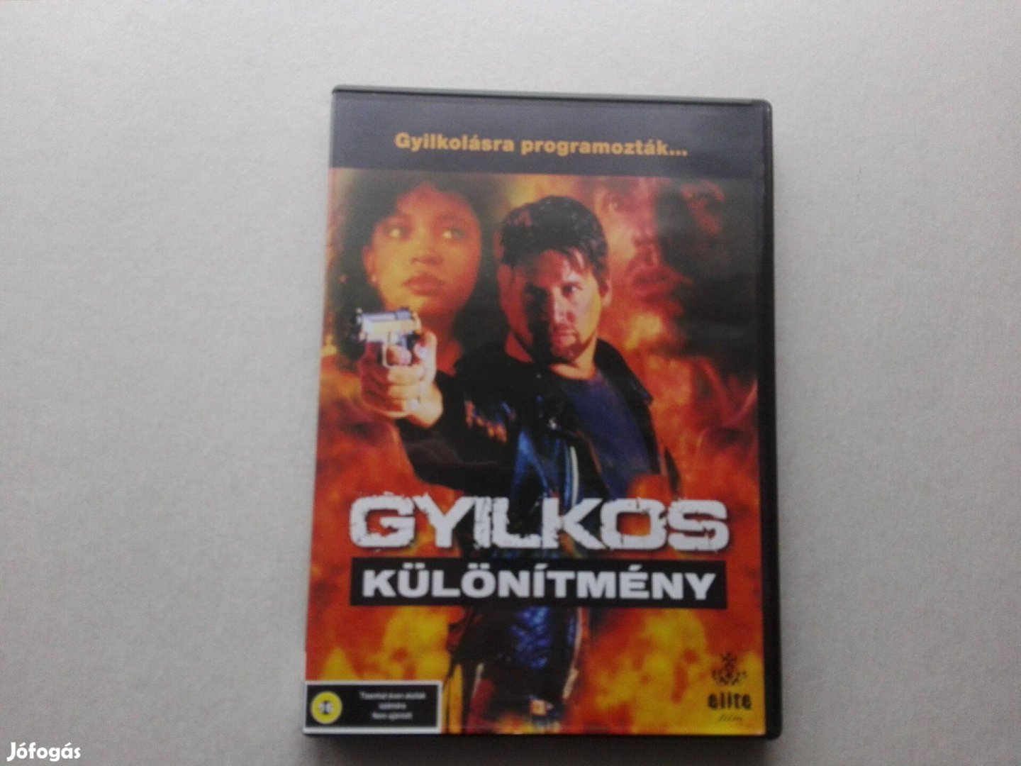 Gyilkos különítmény című új, eredeti DVD film (magyar nyelvű) eladó!