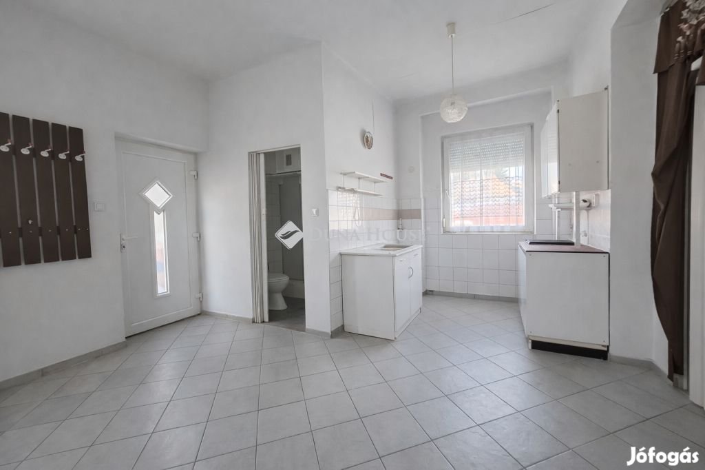 Gyömrői 48 nm-es lakás eladó