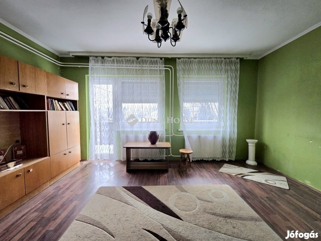 Gyömrői eladó 213 nm-es ház