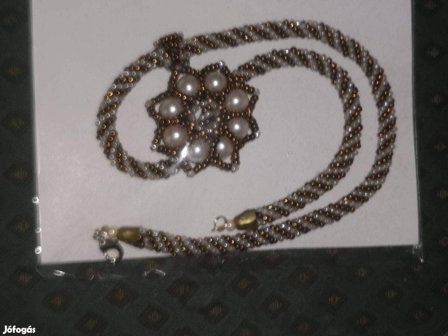 Gyöngy nyakék, medállal, nyaklánc, 45 cm, új