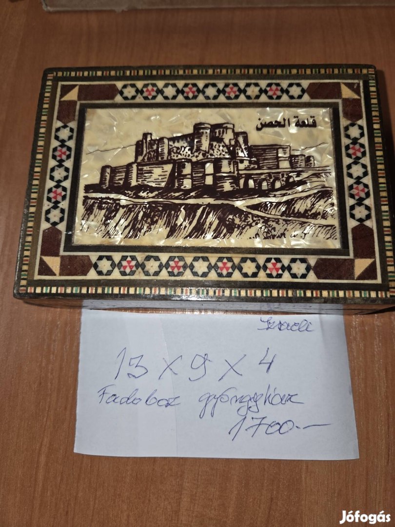 Gyöngyház berakásos fadoboz