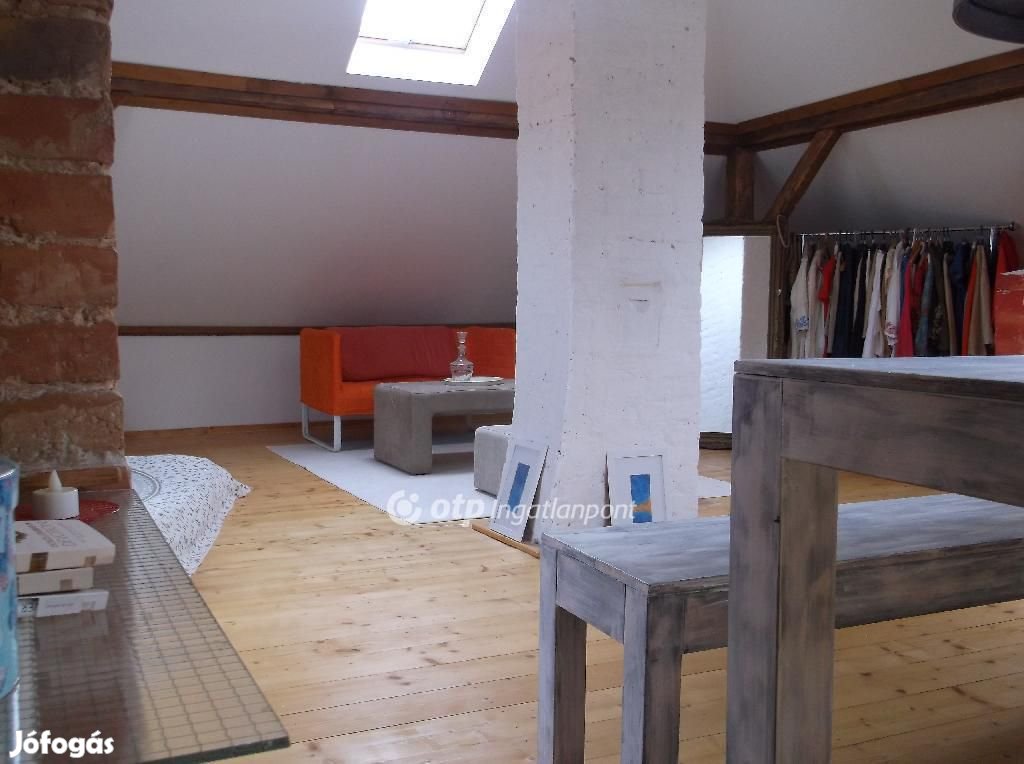 Gyöngyösi 100 nm-es ház eladó